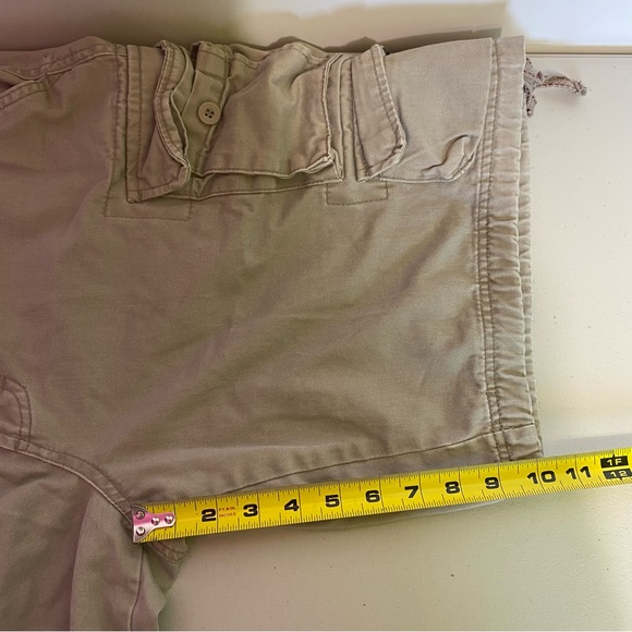 Vintage Lee Dungarees Cargo Shorts Mens 32x10 Longer Length Khaki - Picture 10 of 11